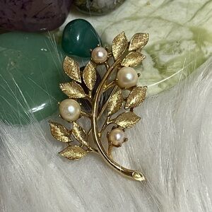 Vintage Brushed Leaf Pearl Brooch
